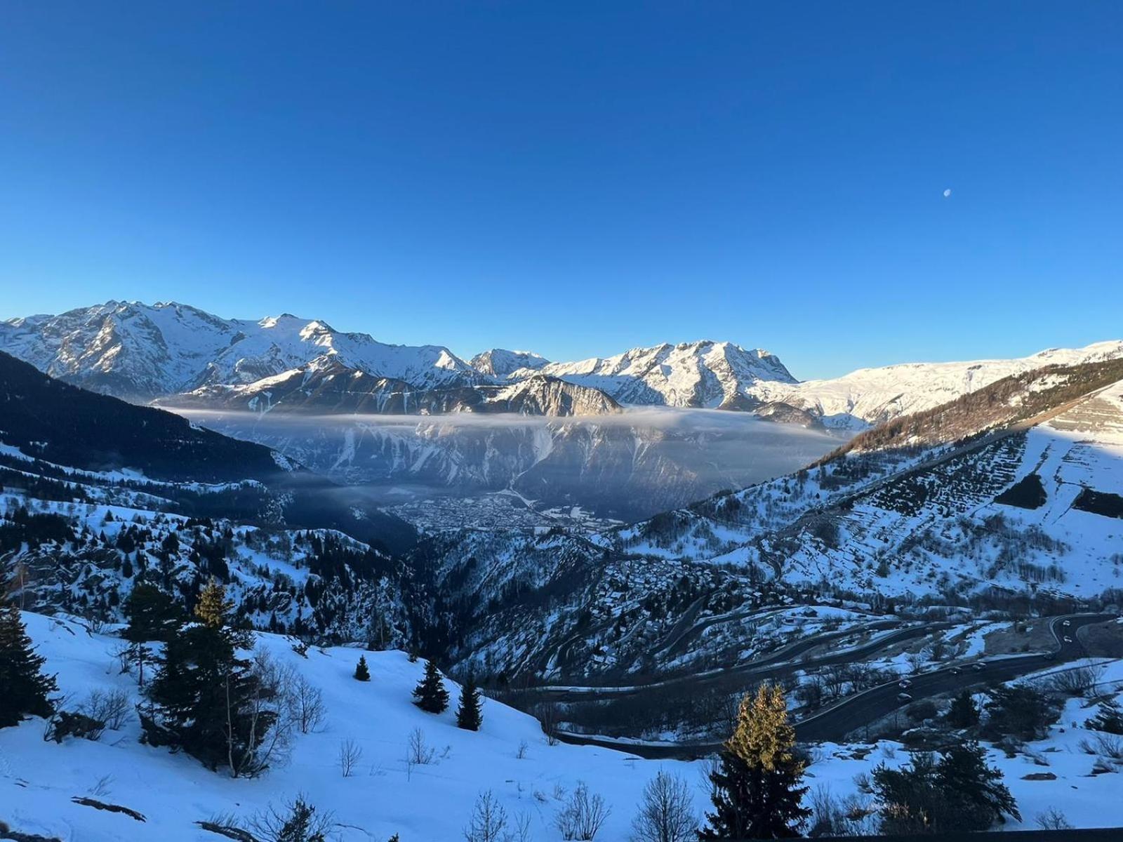 Stunning Apartment With Breathtaking View! Huez Buitenkant foto